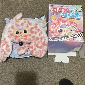 Confirmed Lucky Rabbit Zipper Bag With Box